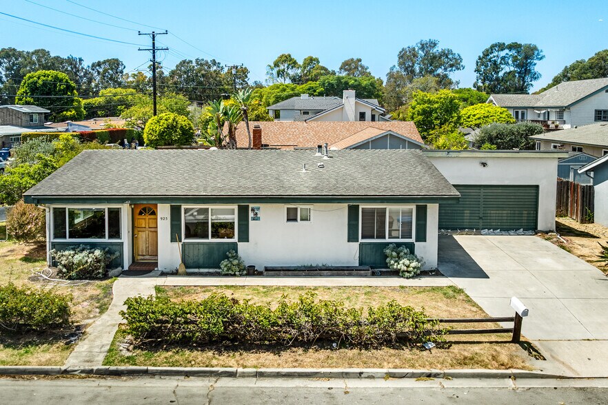 Primary Photo Of 925 Camino Lindo, Goleta Apartments For Sale