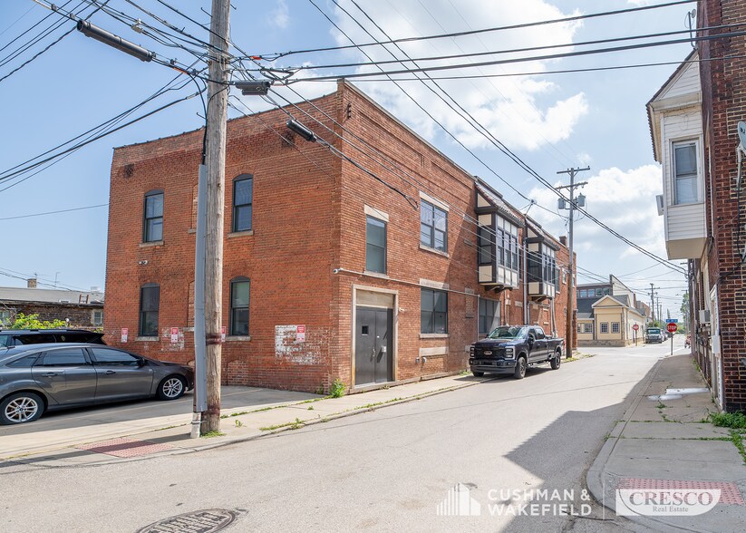 More Photos Of 3182 W 25th St, Cleveland Apartments For Sale