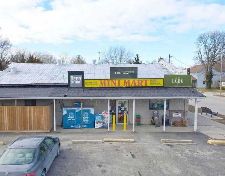 More Photos Of 6955-6957 Tecumseh Rd, Lakeshore Convenience Store For Sale
