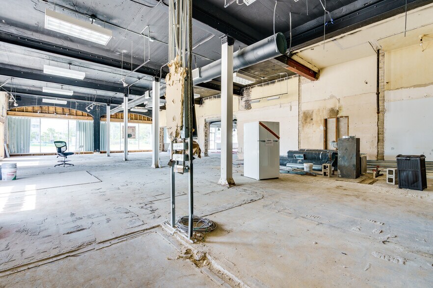 More Photos Of 118 Fairview Ave, Daytona Beach Freestanding For Sale