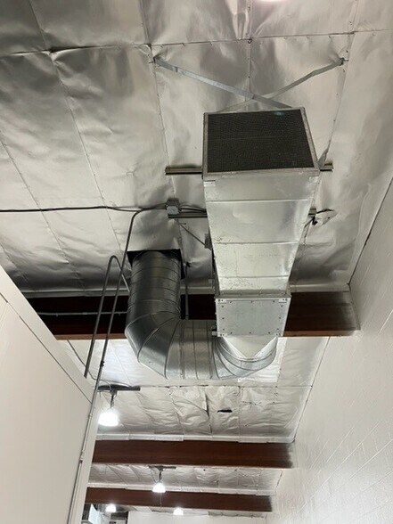 More Photos Of 1471 W 15th St, Long Beach Warehouse For Lease