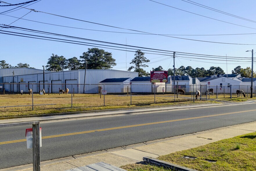 More Photos Of 3691 Main St, Chincoteague Marina For Sale