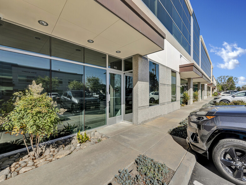 More Photos Of 1211 Flynn Rd, Camarillo Warehouse For Sale