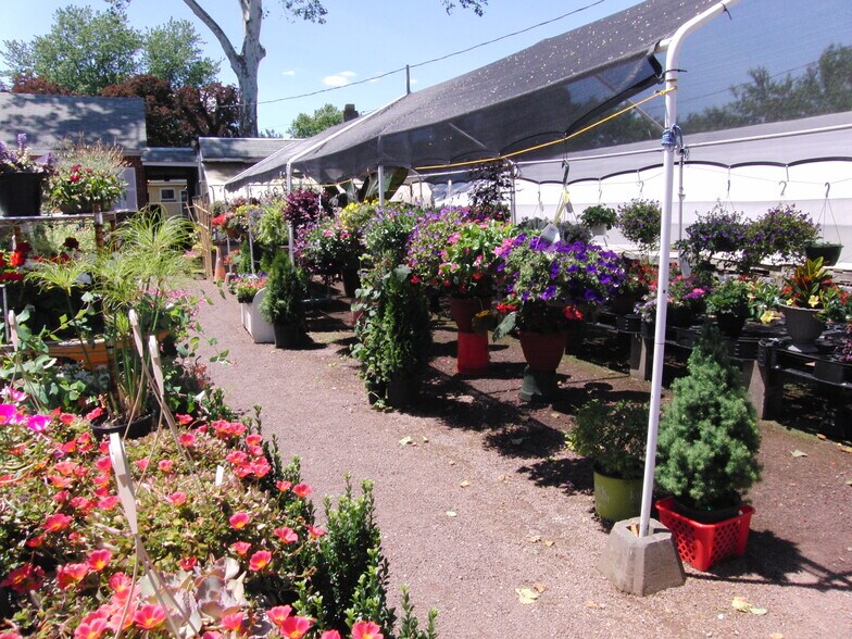 More Photos Of 921 Bath Rd, Bristol Garden Center For Sale