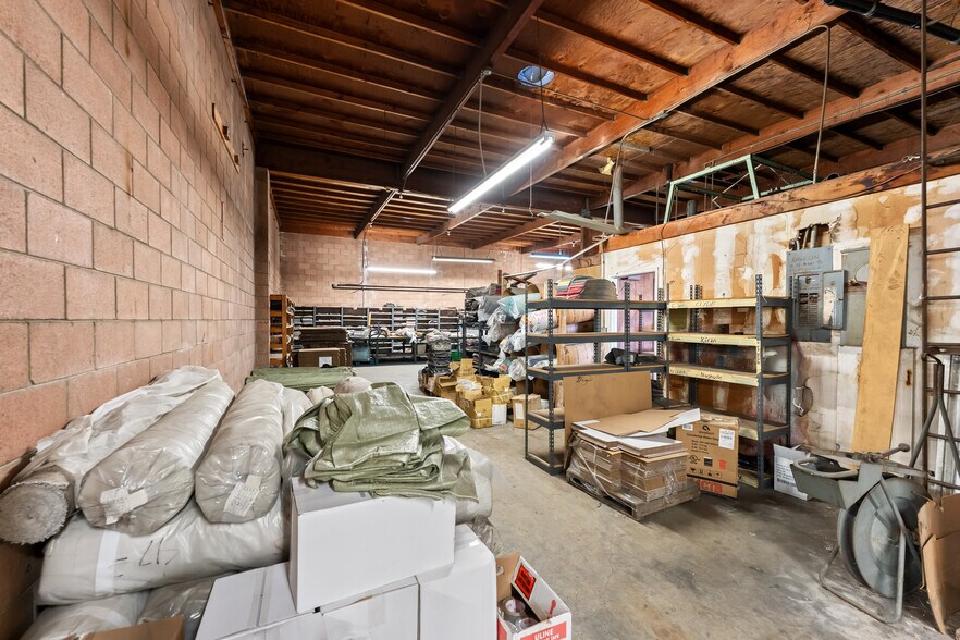 More Photos Of 645 Giano Ave, La Puente Warehouse For Sale
