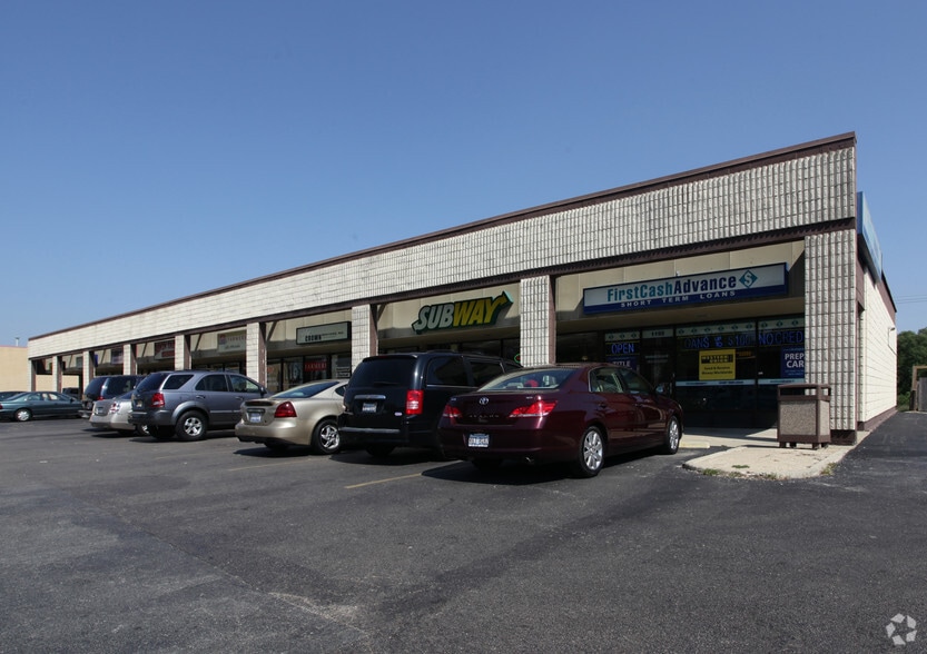 Primary Photo Of 1155-1169 N Farnsworth Ave, Aurora Freestanding For Lease