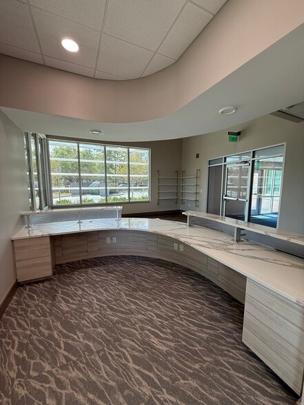 More Photos Of 5234 Little Rd, New Port Richey Medical For Lease