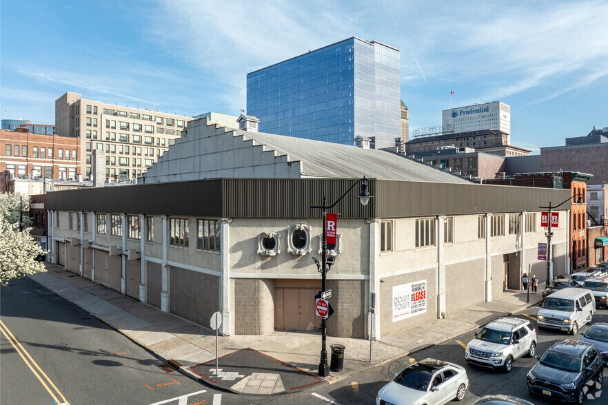 More Photos Of 100 Washington St, Newark Office For Lease