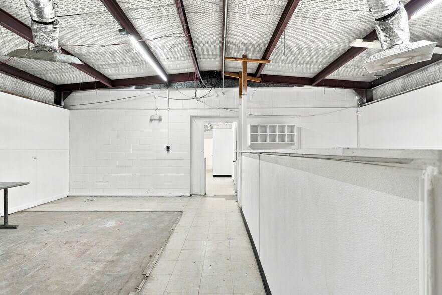 More Photos Of 1271 Oak St, Schertz Schools For Lease