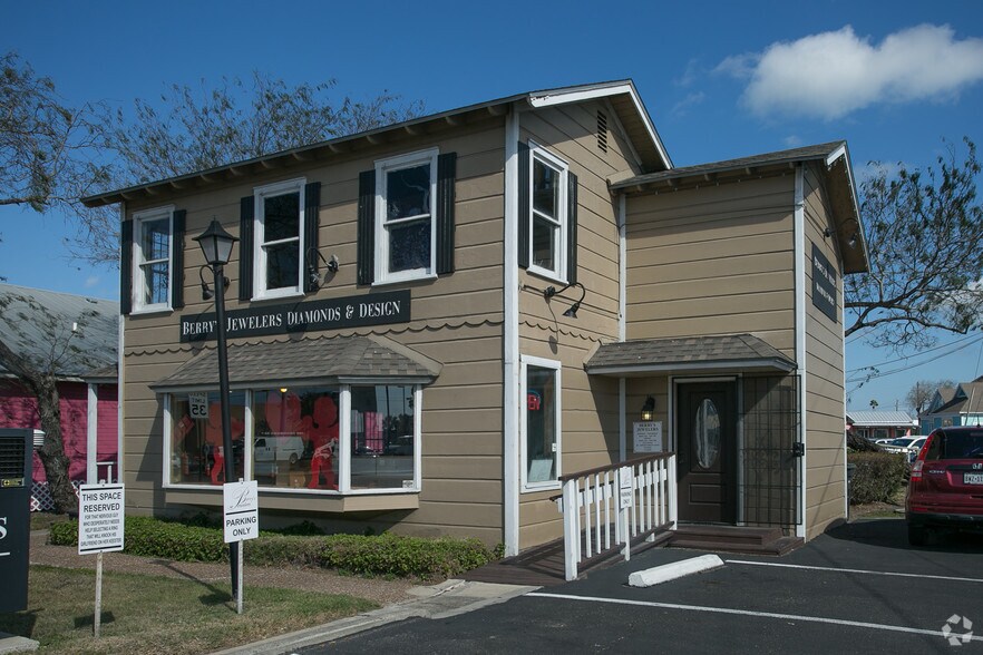 More Photos Of 5830 McArdle Rd, Corpus Christi Unknown For Lease