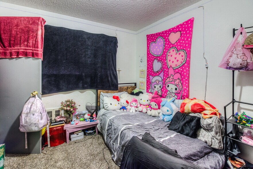More Photos Of 1305 W King St, Yakima Apartments For Sale