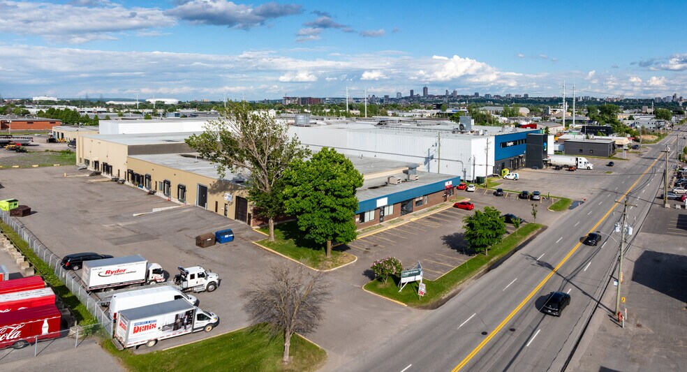 More Photos Of 830 Av Godin, Québec Distribution For Lease