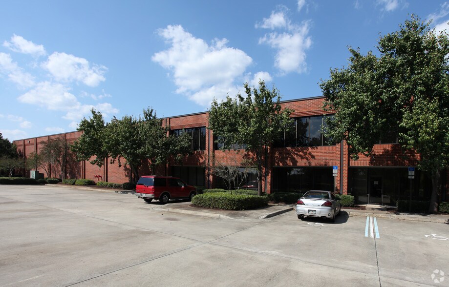 More Photos Of 8003 Westside Industrial Dr, Jacksonville Warehouse For Lease