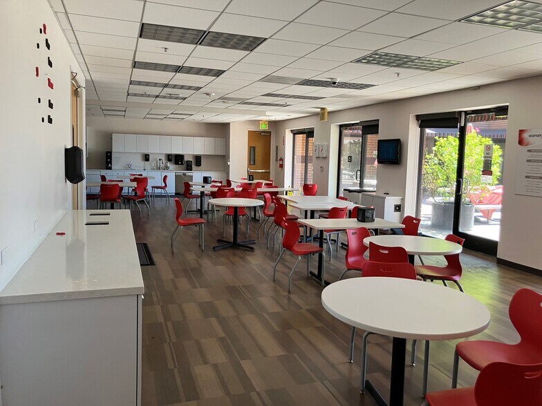 More Photos Of 115 N 1st St, Burbank Medical For Lease