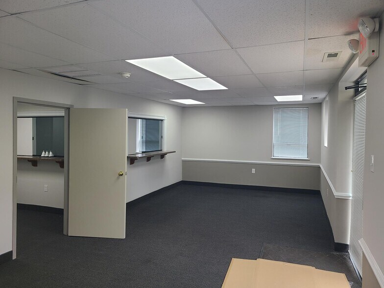 More Photos Of 105 Manheim Ave, Bridgeton Medical For Lease