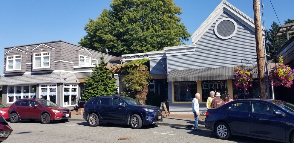 More Photos Of 101-107 S 1st St, La Conner Storefront For Sale