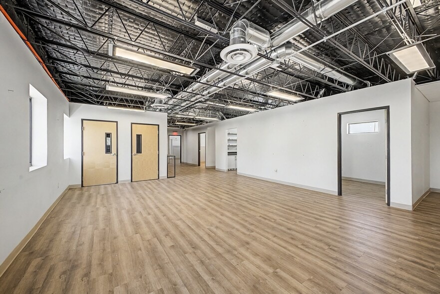More Photos Of 1805 W Van Buren St, Phoenix Storefront Retail Office For Sale
