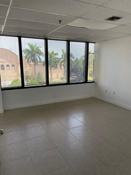 More Photos Of 2600 SW 3rd Ave, Miami Office For Lease