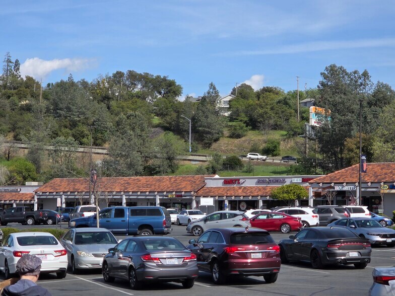 More Photos Of 340-388 Elm Ave, Auburn Unknown For Lease