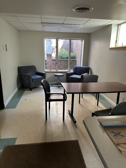 More Photos Of 293 W North St, Geneva Loft Creative Space For Lease