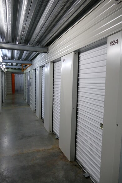 More Photos Of 7420 Mill Aly, Ketchikan Warehouse For Sale