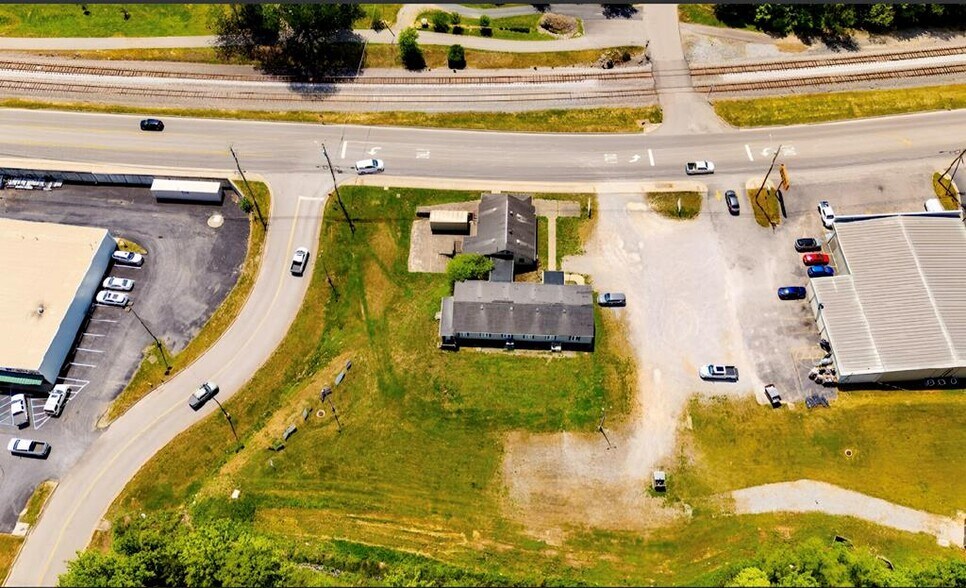 More Photos Of 347 Thompson Rd, Pikeville Office For Sale