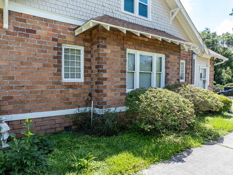 More Photos Of 529 Ohio Ave S, Live Oak Office Residential For Sale