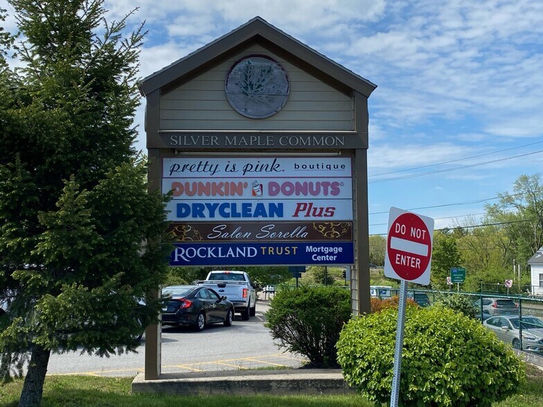 More Photos Of 460-490 King St, Franklin Freestanding For Lease