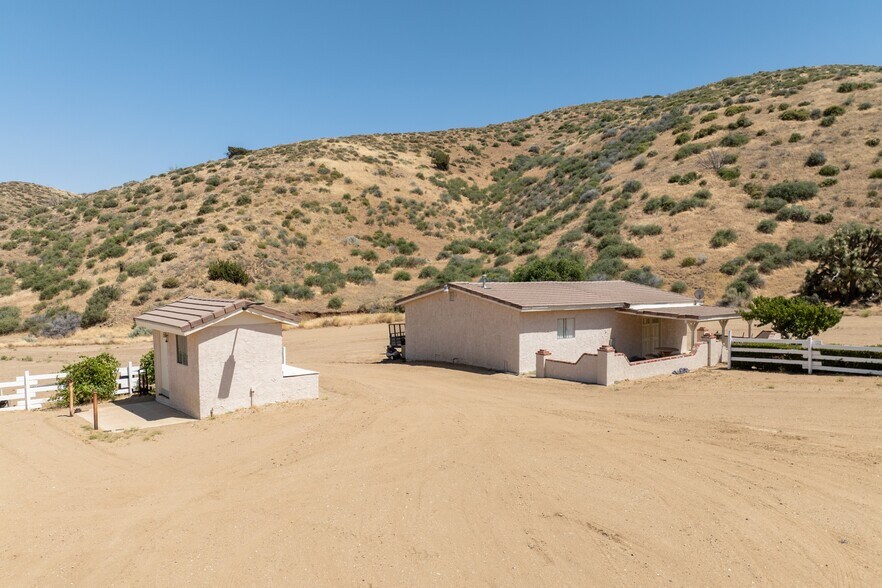 More Photos Of 5801 Hacienda Ranch Rd, Palmdale Specialty For Sale