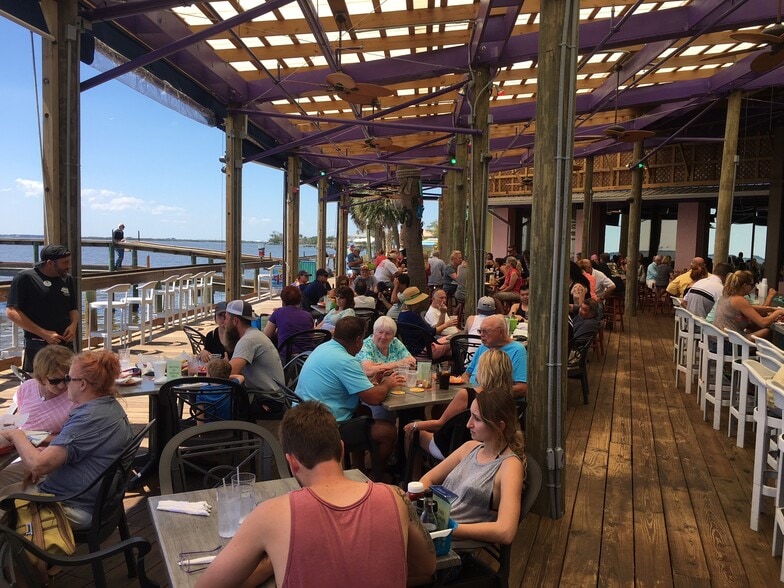 More Photos Of 2200 S Orlando Ave, Cocoa Beach Restaurant For Lease