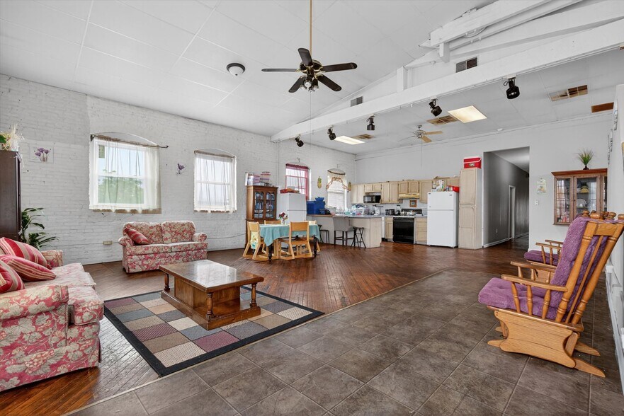 More Photos Of 22 N State St, York Multifamily For Sale