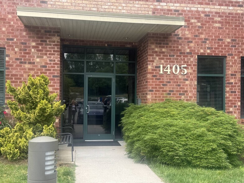 More Photos Of 1405 Rolkin Ct, Charlottesville Office For Sale