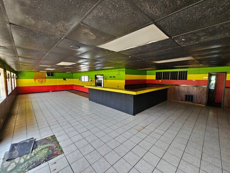 More Photos Of 430-436 Columbia Dr, Carrollton Unknown For Lease