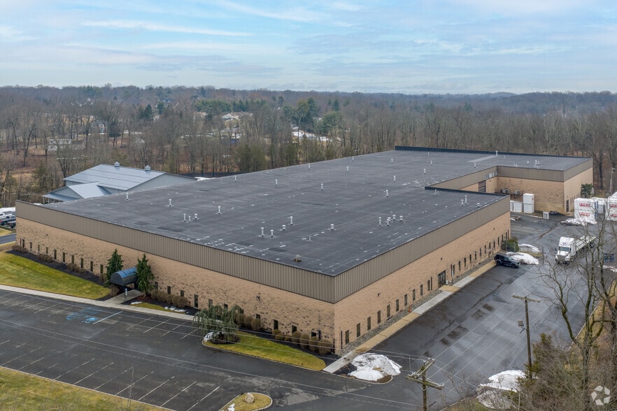 More Photos Of 100 Readington Rd, Branchburg Manufacturing For Lease