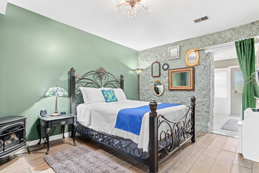 More Photos Of 305 River St, Osceola Hospitality For Sale