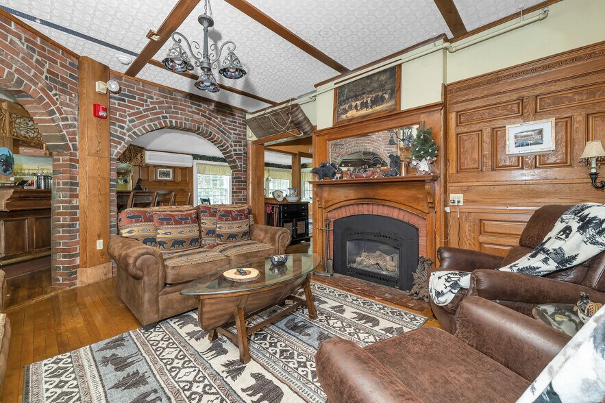 More Photos Of 342 US-302, Glen Hospitality For Sale