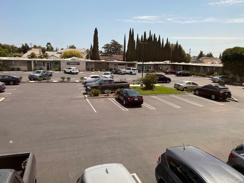 More Photos Of 1500 E Katella Ave, Orange Medical For Sale
