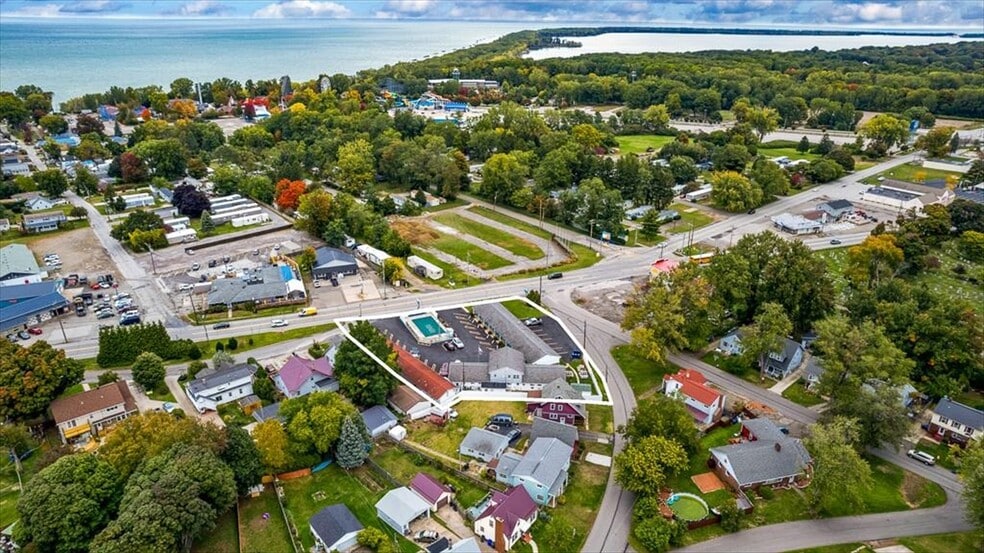 More Photos Of 3107 W Lake Rd, Erie Hotel For Sale