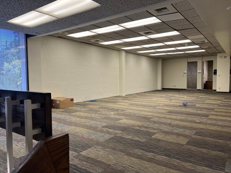 More Photos Of 511 W Citrus Edge St, Glendora Office For Lease