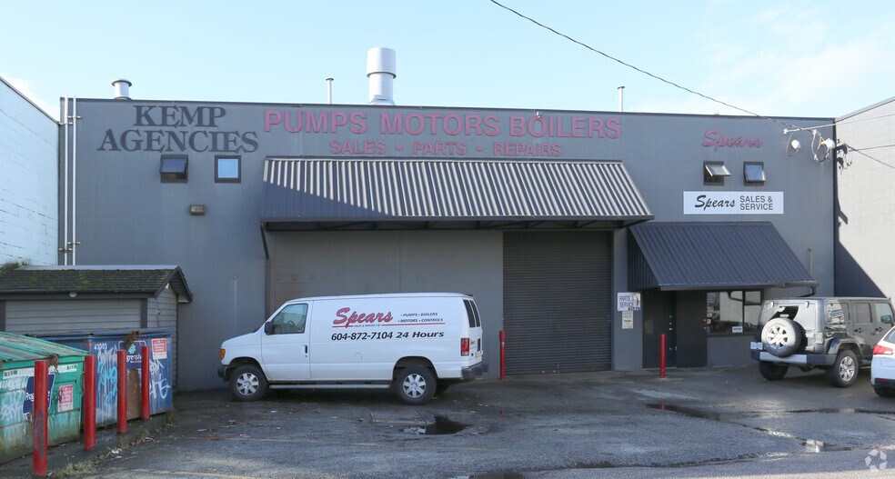 More Photos Of 3586-3590 Commercial St, Vancouver Warehouse For Lease