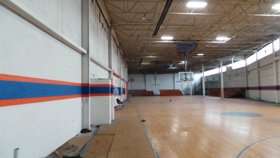 More Photos Of 3939 Bellevue St, Detroit Industrial For Sale
