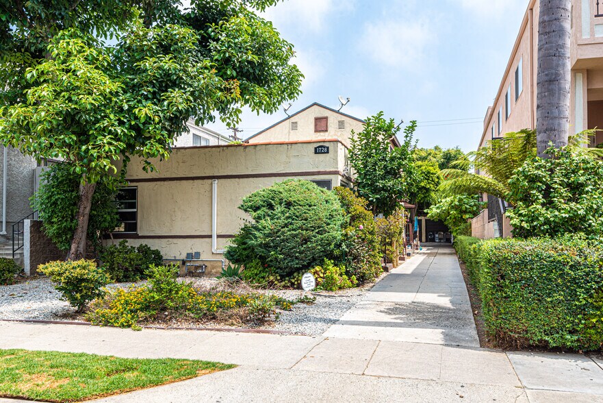 Primary Photo Of 1728 Granville Ave, Los Angeles Apartments For Sale