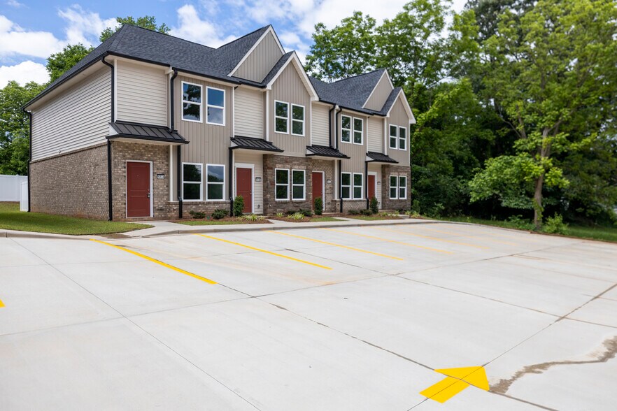 More Photos Of 501 Mill St, Lowell Apartments For Sale