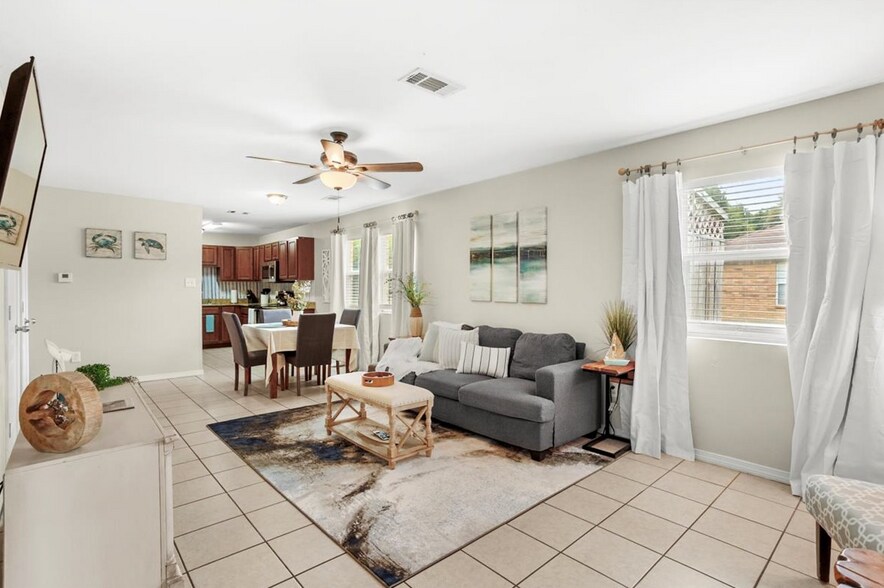 More Photos Of 485 Tegarden Rd, Gulfport Multifamily For Sale