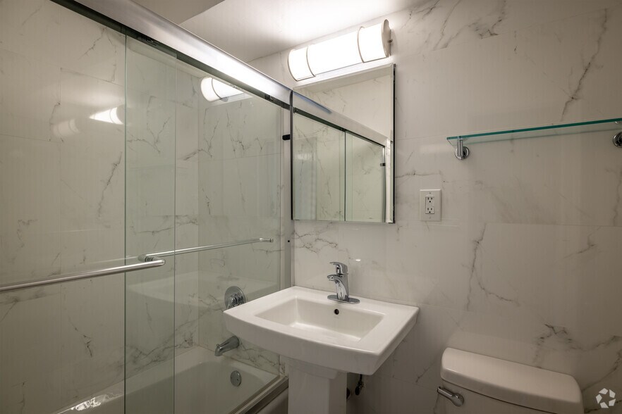 More Photos Of 20 Marshall St, Irvington Apartments For Lease