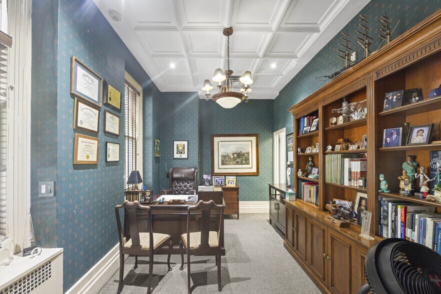 More Photos Of 969 Park Ave, New York Apartments For Sale