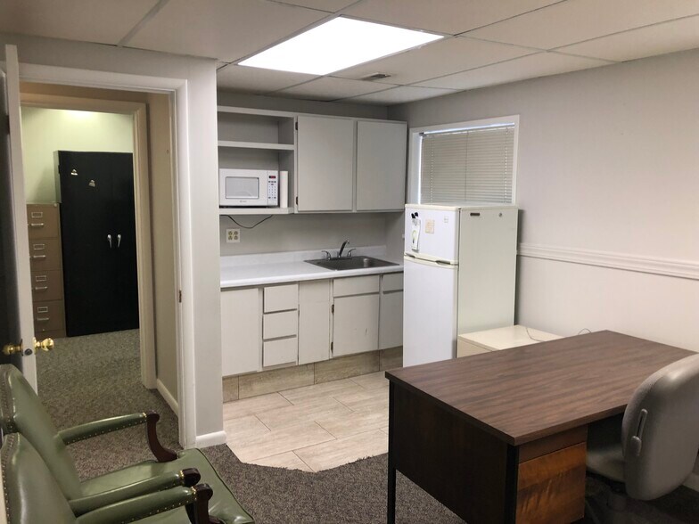 More Photos Of 34 S 500 E, Salt Lake City Medical For Lease