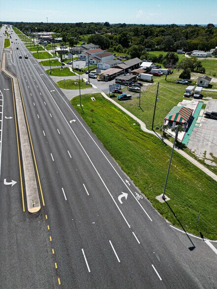 More Photos Of 14825 US Highway 19, Hudson Service For Sale