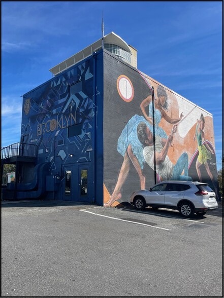 More Photos Of 225 N Caldwell St, Charlotte Office For Lease