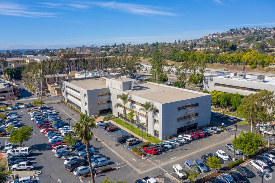 More Photos Of 5555 Reservoir Dr, San Diego Medical For Lease